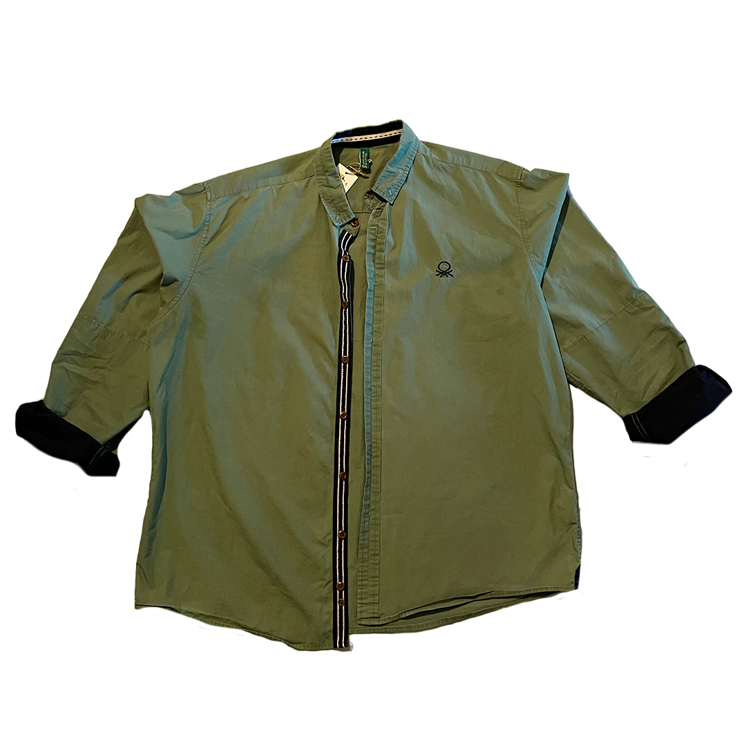 Evrycolor Color of Movement Green Long Sleeve Button Up